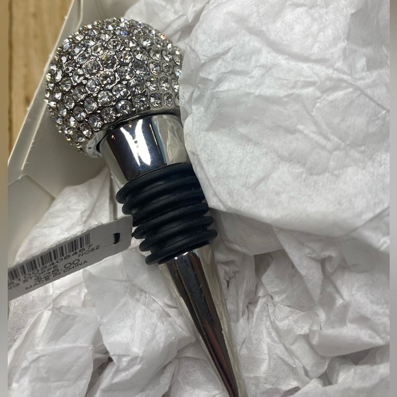 WINE STOPPERS Set of TWO Crystal Disco Ball Wine Bottles Stoppers - Picture 2 of 7